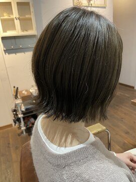 エチカ(ethica) 【柴田】外はねミニボブ