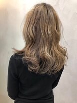 ファム 札幌大通(fam)&nbsp;30代40代★SNS人気ゆるふわロングミルクティーベージュ