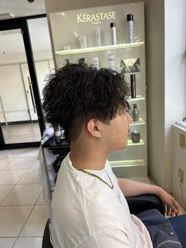 アイズ 海老名(AIZU) ツイストスパイラルパーマ スパイラルパーマ ツイストパーマ