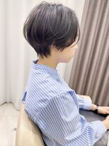 アンド ストーリーズ(&STORIES)&nbsp;大人可愛い前髪ありひし形耳掛けマッシュショートボブ30代40代