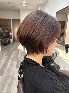 ハンナ(hanna) 大人小顔ショート