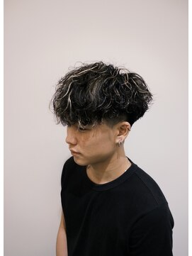 グランデュールオム(GRANDEUR HOMME) スペインカール