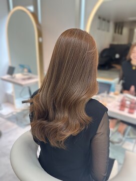 ロンドルピナス 小倉(Lond Lupinus) ミディアムヘア暗めカラー/デザインカラー/フェイスフレーミング