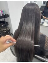 ログ キンシチョウ(L.O.G KINSHICHO)&nbsp;酸性ストレートでサラサラロングに[錦糸町/縮毛矯正/髪質改善]