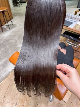 リュミエ ドゥ マッシュ(Lumier de mashu) 【大阪/梅田/茶屋町/中崎町】触れたくなる美髪/oooit/ストレート