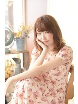 オハナ(ohana)&nbsp;【ohana/表参道】小顔を強調するひし形シルエットのセミディ