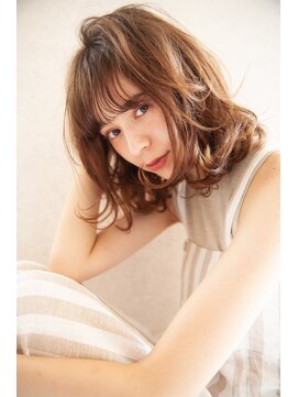 レニーバイエース(LANY by ACE) 【LANY 横浜】ゆるふわミディ×シアーベージュ