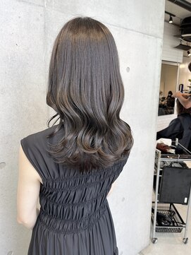 アルテ(ARTE) 【ARTE表参道/青山】小顔レイヤー×シアベージュ×艶カラー