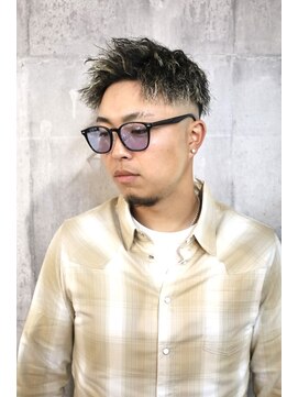 メゾンフォーメン(Maison for men) ツイストパーマ　メンズパーマ　ホワイトメッシュ