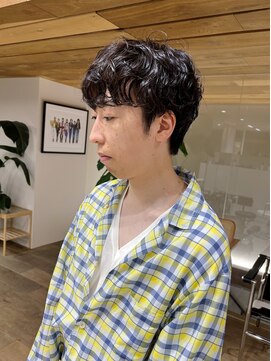 サーリー(SURLY) ニュアンスパーマシティボーイメンズナチュラルソフト刈り上げ