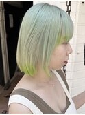 ハイライトカラーミルクティーベージュレイヤーカット