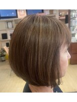 マニス(manis)&nbsp;白髪ぼかし細めハイライト透明感マロンベージュ艶カラー