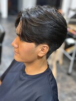 ニアウ 高崎店(Niau)&nbsp;メンズセンターパートニュアンスフェザーパーマ群馬高崎眉毛