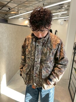 ディクト(D.C.T.)の写真/ツイストパーマから再現性カットまでなんでもお任せ!実力派stylistがメンズの旬styleをお届け◇