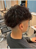 千葉駅MEN’S/波巻きツイストスパイラル/刈り上げセンターパート