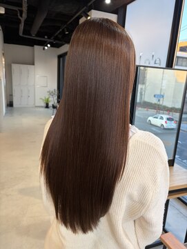 エクラ バイ キョウト(eclat by kyoto) 髪質改善カラー/２０代30代/セミロングレイヤー/艶ブラウン