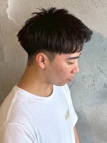 ニアウ 新宿(Niau) MEN’S/リバースセンターパート/ニュアンスパーマ/新宿