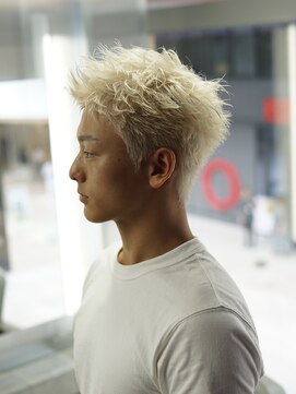 ボブ 小松(BOB) 10代20代メンズショートカットスパイキーショートブロンド