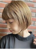 20代に大人気◆ハイトーンカラー×ぱつっとショート/ミニボブ/冬
