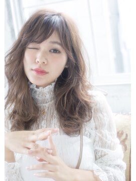 ウイングスガーデン 鶴川(WINGS garden) Aラインシルエットのゆるふわロング♪  鶴川  美容室