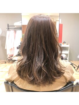 アルマヘアー(Alma hair by murasaki) グレーベージュカラー