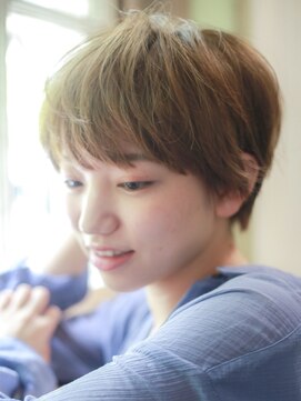 コム(com by neolive) 横顔　美フォルムマッシュ　2