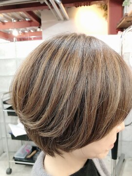 ルーファス 恵比寿 渋谷(Ruufus) 白髪ぼかしハイライトマッシュ【Ruufus恵比寿渋谷】3151c