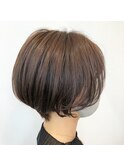 ショートボブ
