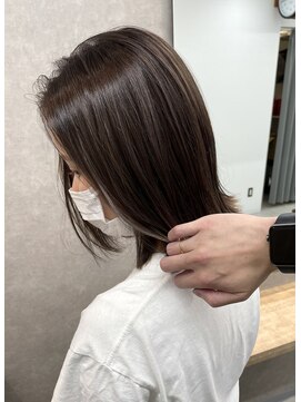 リベストバイジェービー 稲毛(li best. byjb) ペールベージュ/セクションカラー/外ハネボブ[稲毛/稲毛駅]