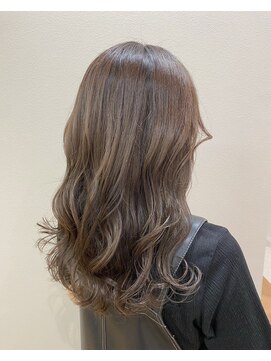 フロート 小阪店(float) 艶カラー　ヌナボブ チャンモリ ボブルフ