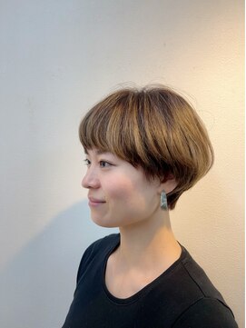 アジュガヘア(ajuga hair) グレージュカラーマッシュスタイル