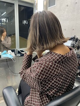 イキ 表参道(iki omotesando) モード/無造作ウェーブ/大人ガーリー[表参道駅]