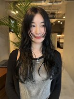 ソイリウム 下北沢(soi rium)&nbsp;【ブルーブラック_顔まわりレイヤー_姫カット_暗髪カラー】