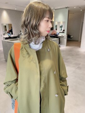 ソル(SOL) ミディアムレイヤー/グレージュ/デザインカラー/ヘアカラー