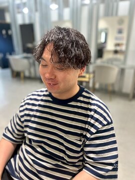 メンズサロン キング 枚方店(Men’s salon K!ng) 波巻きツイストスパイラルパーマ/フェザーパーマ/眉毛/メンズ