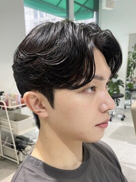 ノラ ウメダ(NORA UMEDA) カルマパーマ×シースルーマッシュ×ダウンパーマ