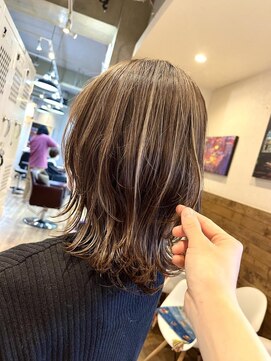 トリル(Trill) 抜け感の秘密はココ