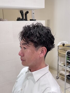 グラーツィェドゥーエ(GRAZIE due) シャドウパーマ/メンズパーマ