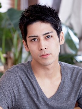 アメリエギャルソン 岩槻店(amelie et garcon) アップバングで魅せる爽やかショート