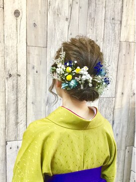 ヘアースペース ムーン(Hair Space MOON) 卒業式シーズンのヘアーセットと袴の着付け早朝から取り掛かりOK