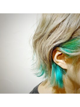 ファミリア ヘア ライフ(familiar Hair Life) ☆インナーカラー【ピアスカラー】ティファニーカラー☆