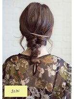 ラレイ(Lalei) 表参道駅/青山 編みおろしヘアアレンジ 辻幸奈