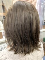 アンビエンテ(ambiente)&nbsp;ショート　大人ショート　ショートボブ  小顔ショート　外はね