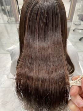 エスカーラ 表参道(THE ESCALA) @aidaman321/ゆるふわロング/センターパート/スイートAライン