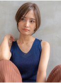 ヌーディカラー/前下がりボブ/小顔ヘア/大人ボブ