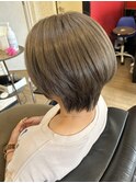 大人美人小顔くびれショート☆ミルクティ白髪ぼかし