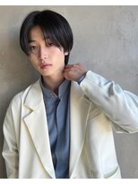 黒髪ウルフセンターパート