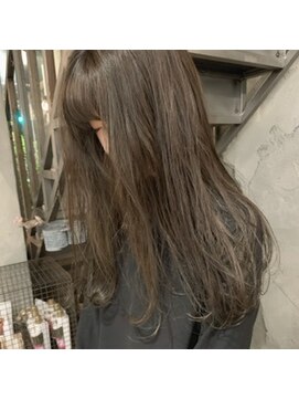 ニード(need) 髪質改善グレー