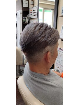 ガーデン ヘアー デザイン(GARDEN Hair Design) メンズベリーショート、ブリーチカラースタイル