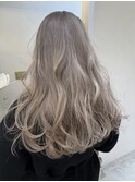 グラデーションデザイン　グレージュ×ミルクティーベージュ